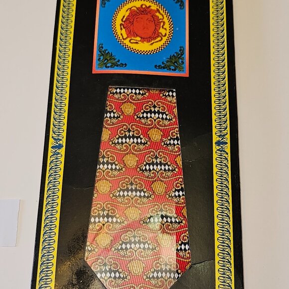 Vintage Gianni Versace Silk Tie new without tags - Picture 2 of 16